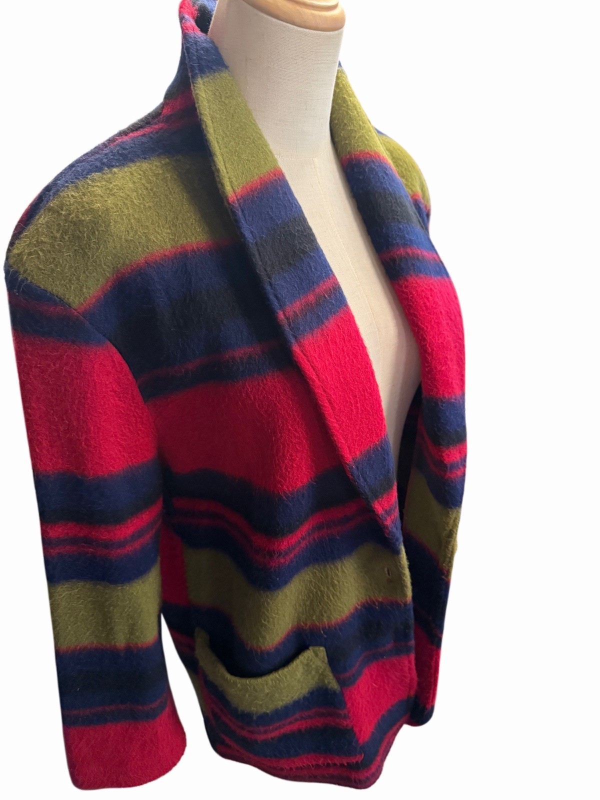 Vintage 90’s Women’s Southwestern Blanket Coat Size L Red Multi-Color