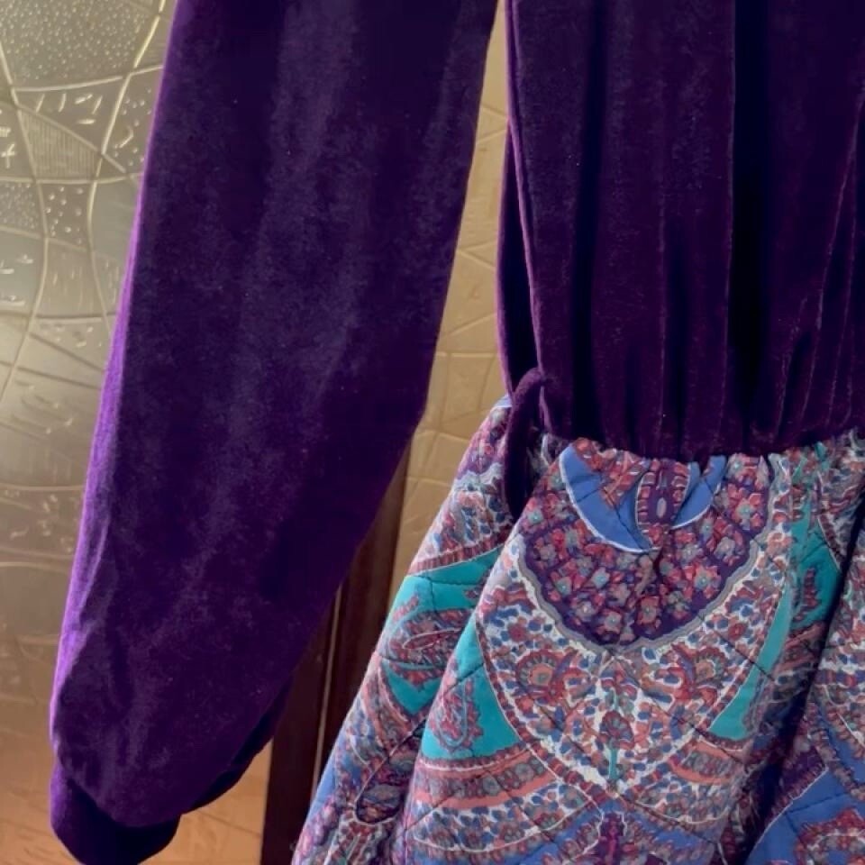 Vtg 70s Circa 2000 Brand Deep V Neck Velvet And Quilted Maxi Dress SM