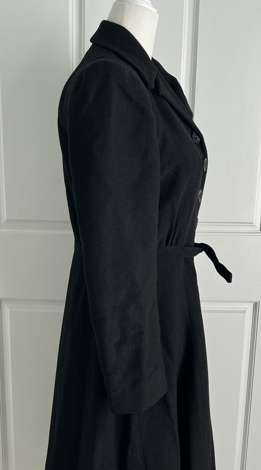 Vintage 1940’s Black Fitted Waist Flared Hem A-Line Coat Silk Lining XS/S