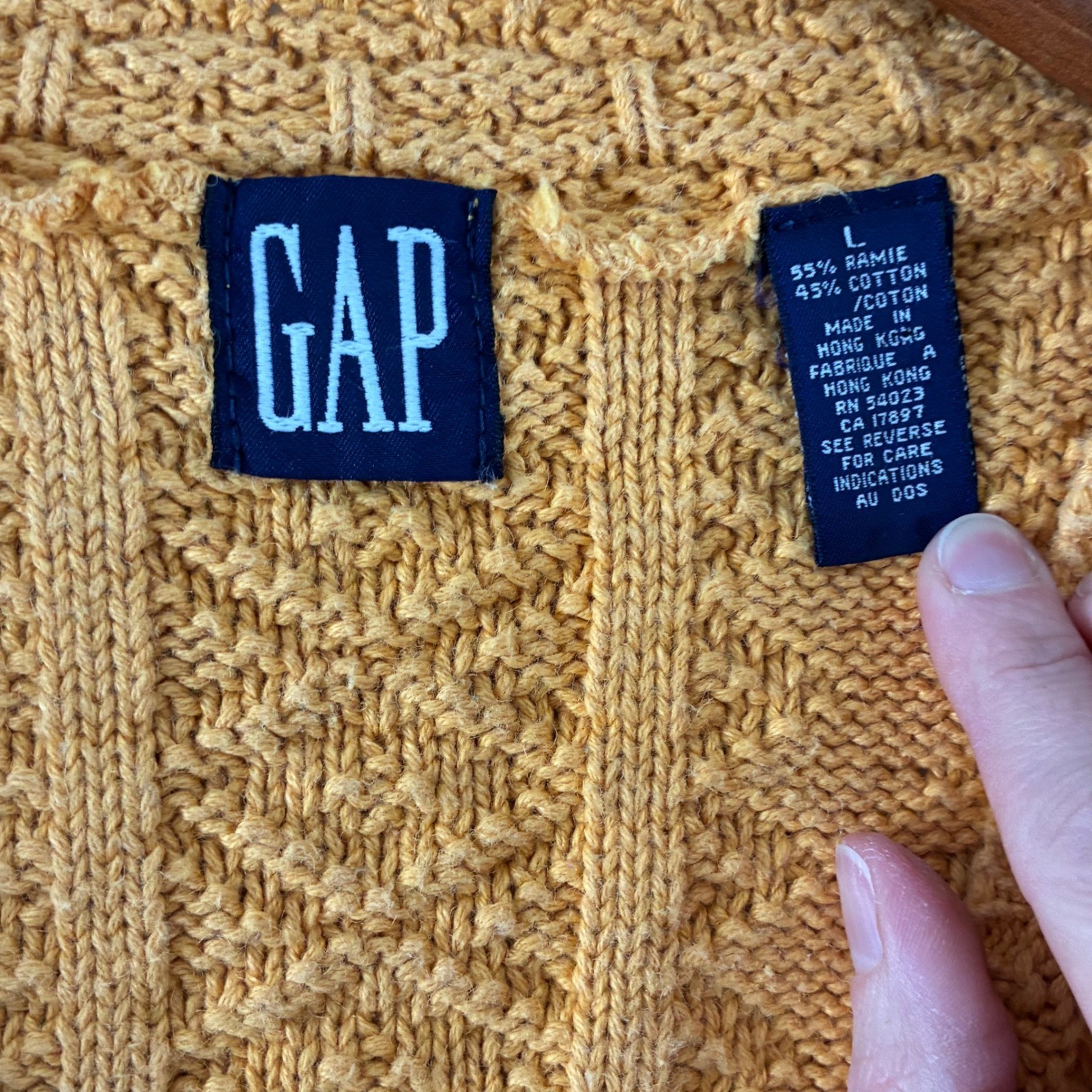 Gap Vintage 90s Mustard Yellow Textured V-Neck Sweater Ramie Cotton Womens Large