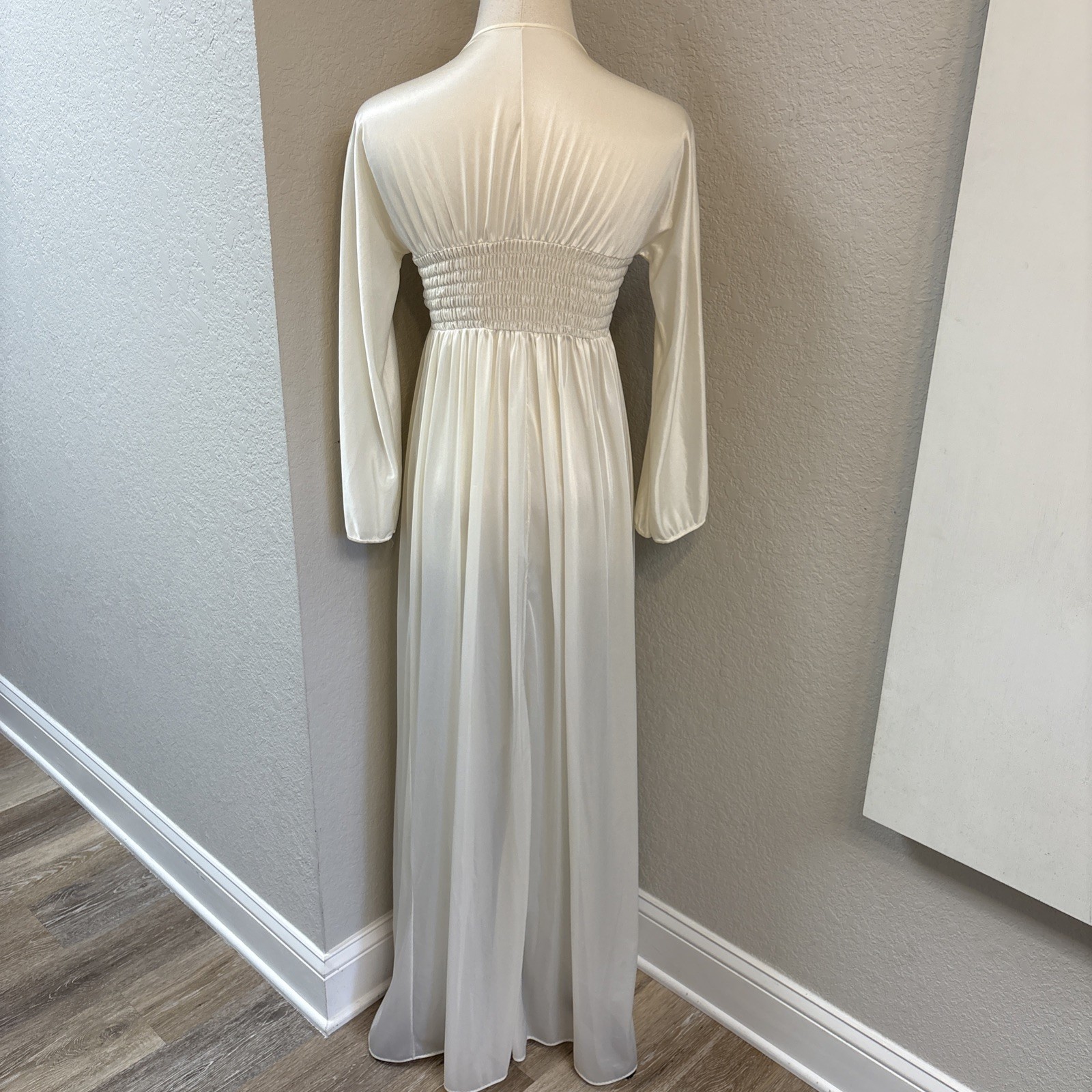 1960s Bridal Nightgown Peignoir Ivory Lace Smocked Sz Small Mistee Nylon USA