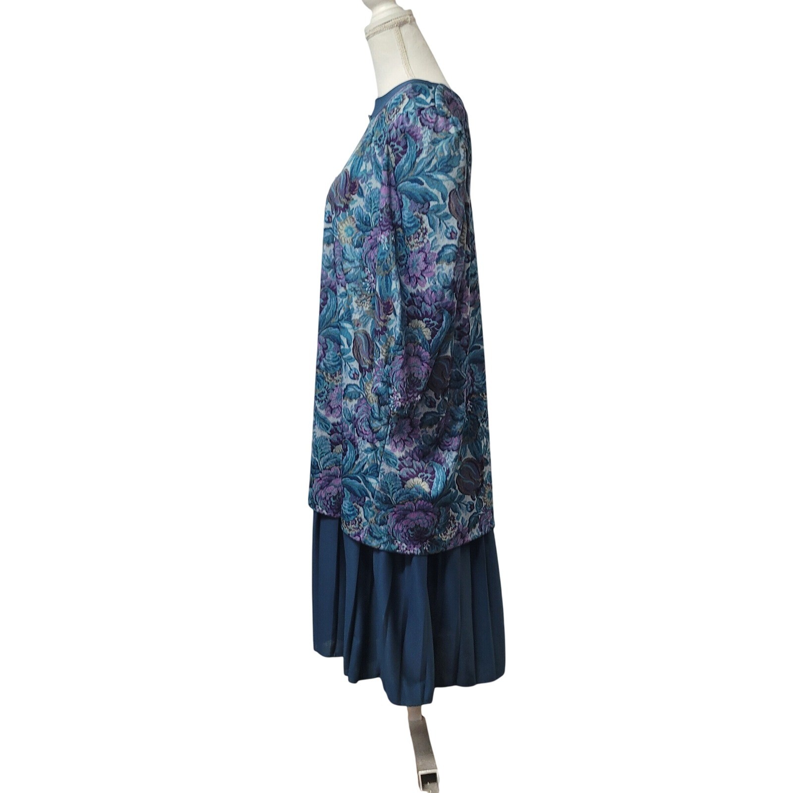 Classic Apparel Ltd Vintage Floral Pleated Midi Dress Blue Purple 20W