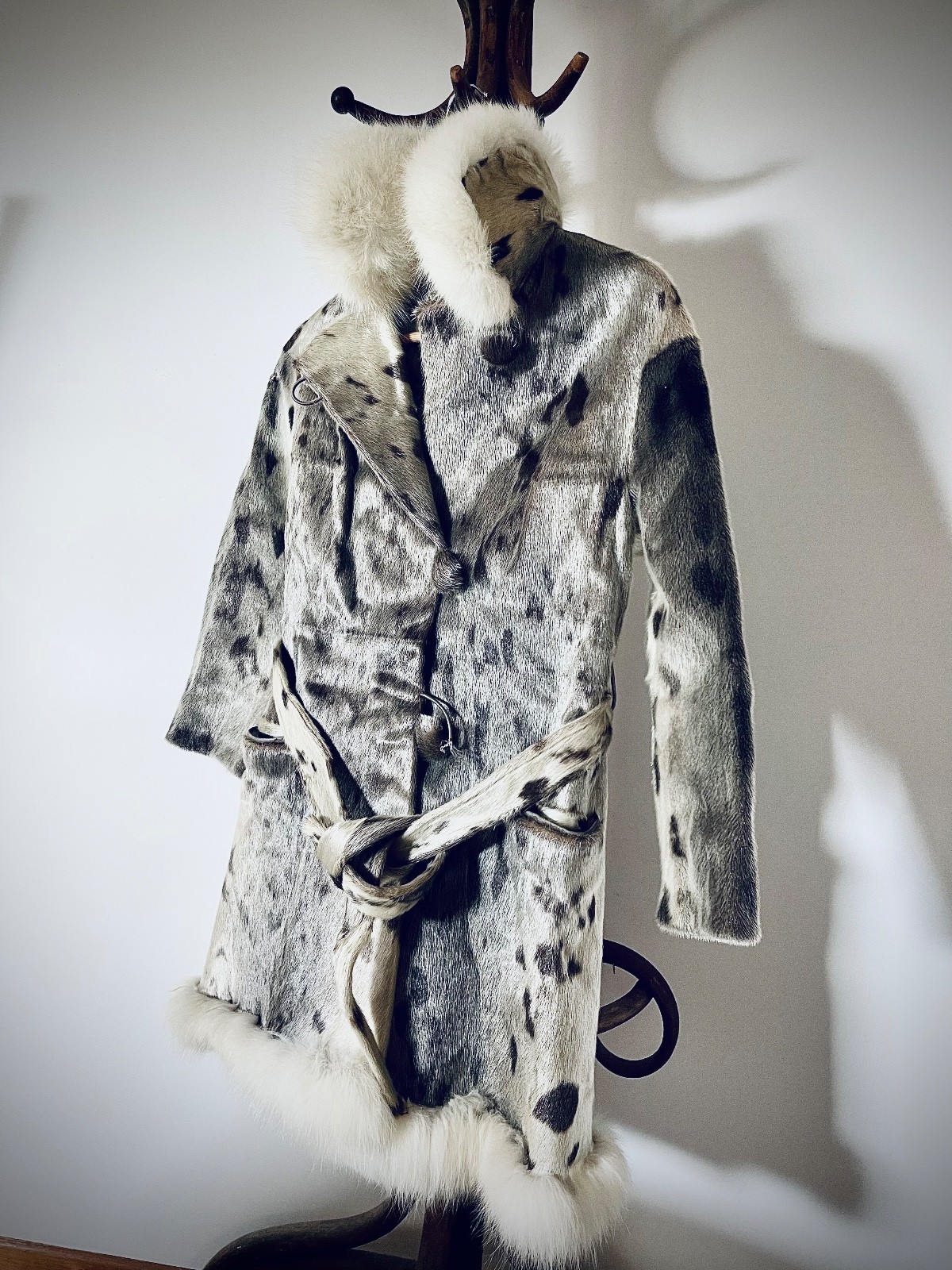 rare Vintages Artisanal Canadian Inuit Seal Arctic Fox Fur Coat Collector’s Item
