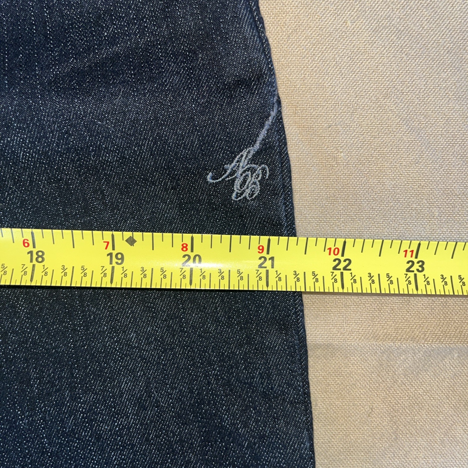 Apple Bottoms Jeans 13/14 Black Capris Embroidered Pockets New with Tag Vintage