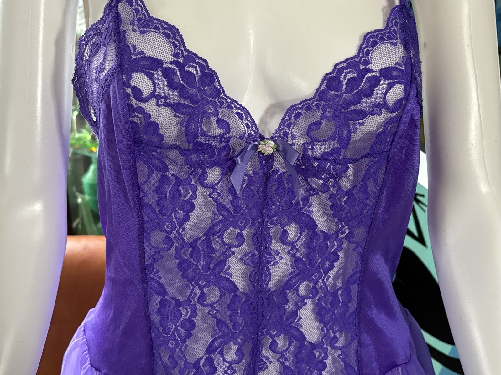 VTG Lingerie 80s 90s Medium Purple Nylon Unbranded Lace and Mesh Babydoll 32″