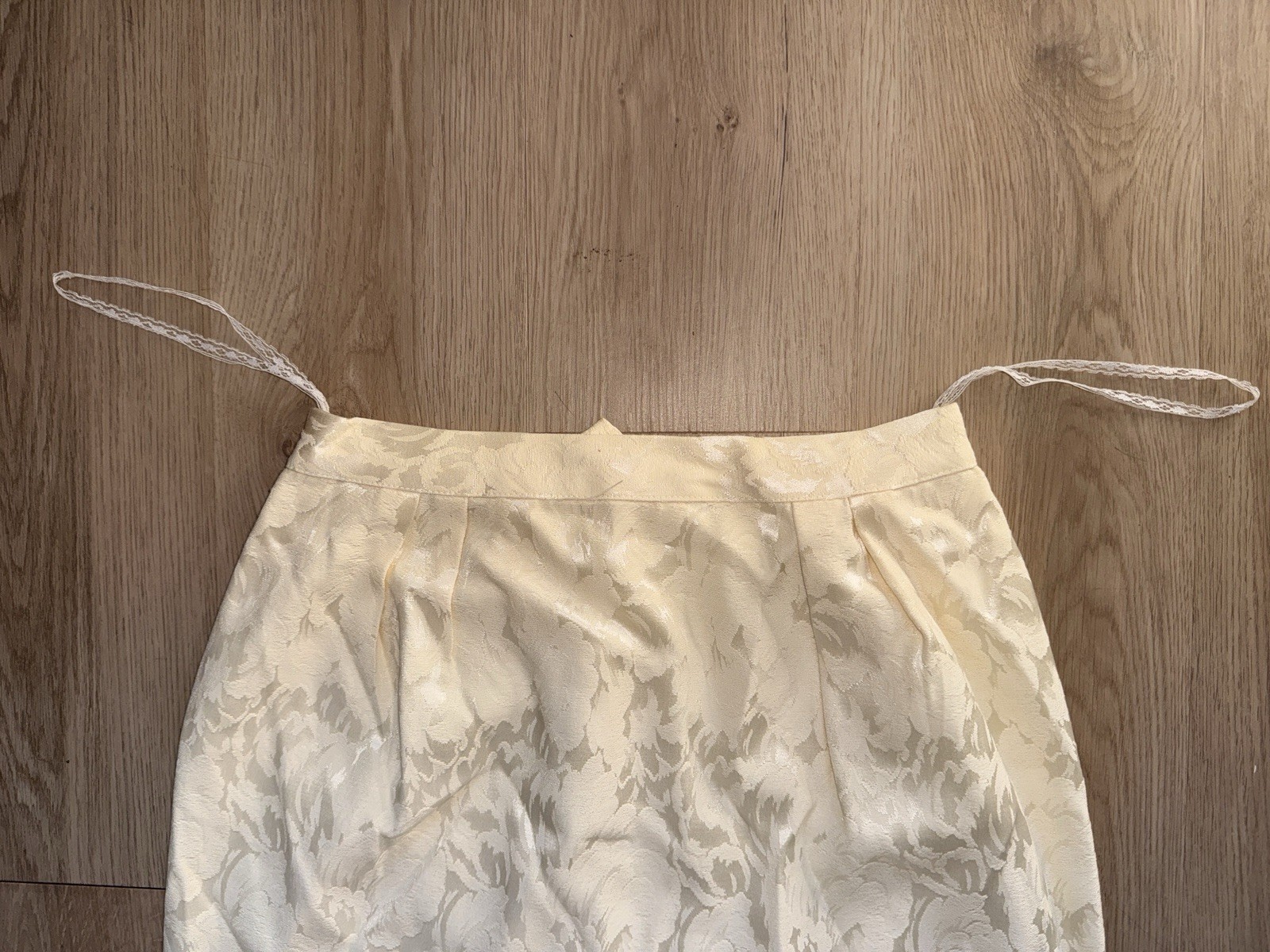 Vintage 1980s Karen Lawrence Ivory Brocade Beaded Sequin Blazer & Skirt Set XL