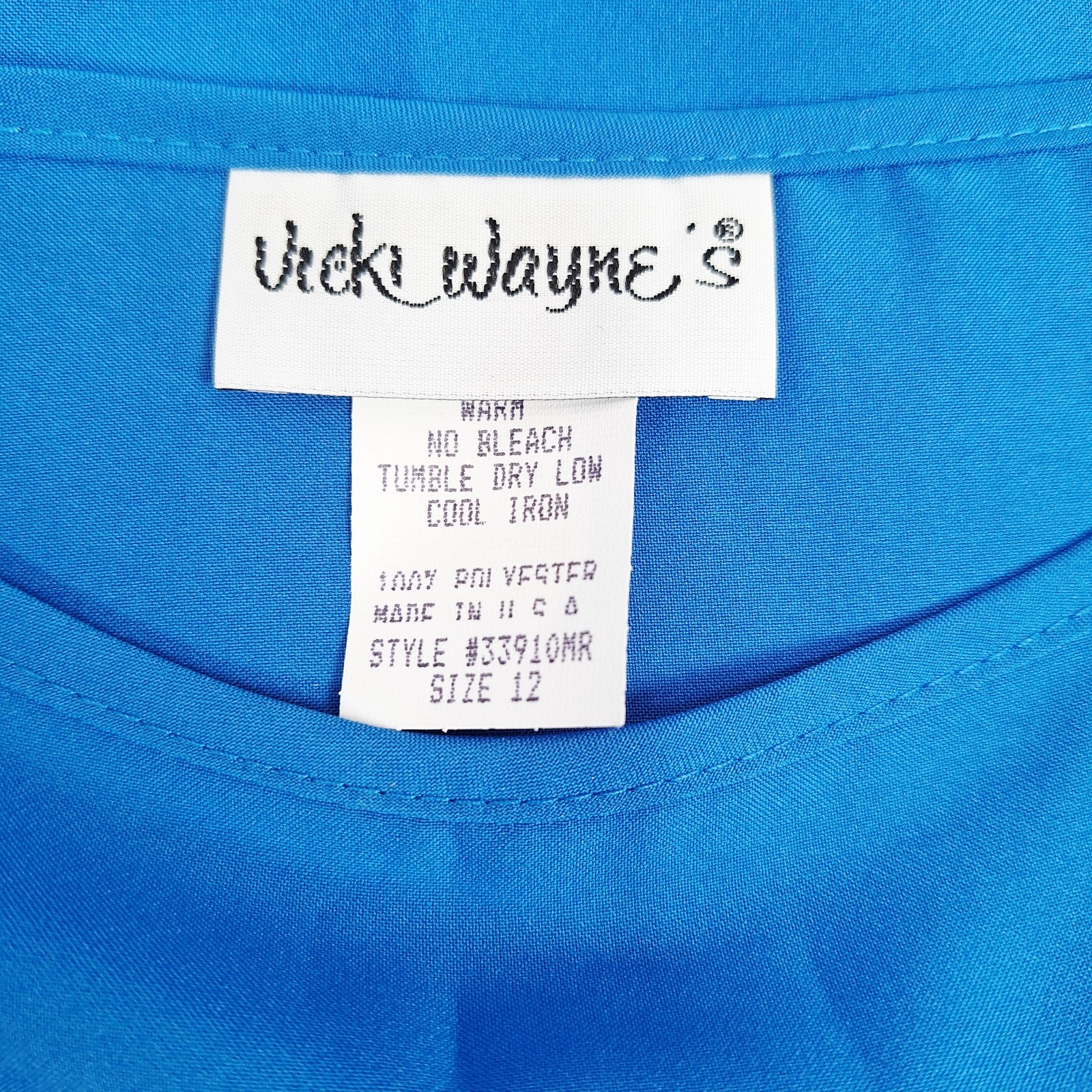 New NOS Vicky Wayne Vintage Size 12 Bright Blue Crew Neckline Shell Blouse Shirt