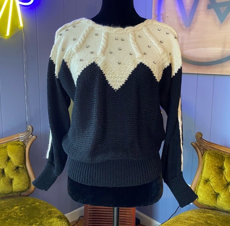 Vintage 80s Cream And Black Angora Lambs Wool Batwing Sweater