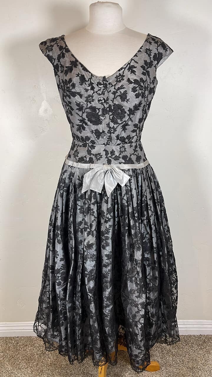 Vintage Stunning 1950’s cocktail frock dress Gray w Black lace overlay