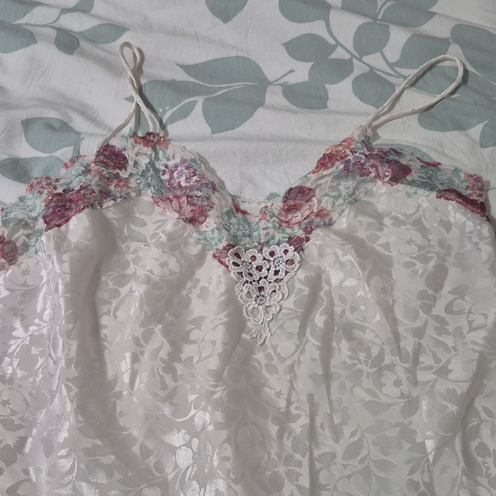 Val Mode White Satin Floral Jacquard Camisole Top w/ Lace Trim Vintage