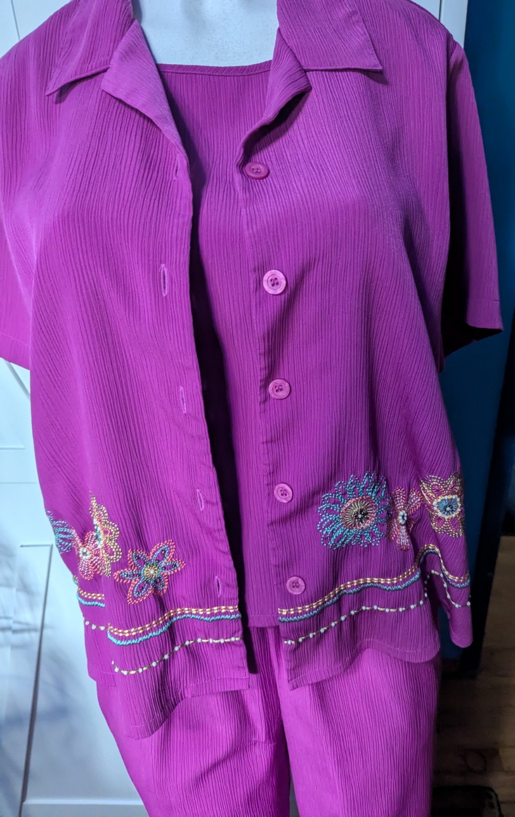 Vintage Koret Floral Embroidery Magenta Pink 2 Piece Set Short Pants And Top