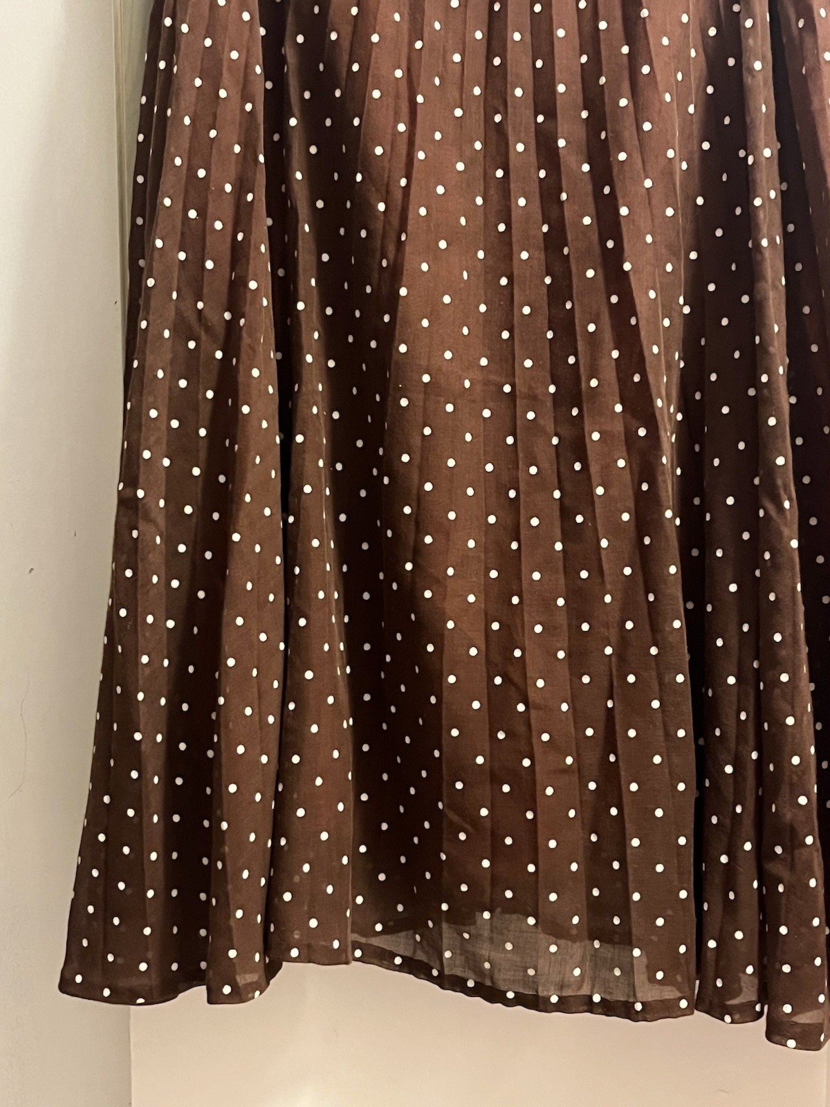 Vtg 1960’s Brown With White Polka Dots Pleated Sleeveless A-Line Dress Cut Tag