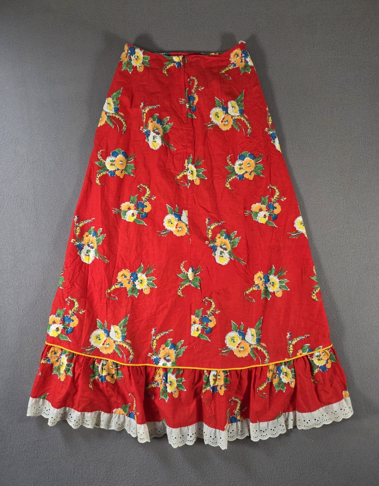 Vintage Floral Skirt Womens 28″ Red Maxi Flare Lace Trim A Line Dance 80s