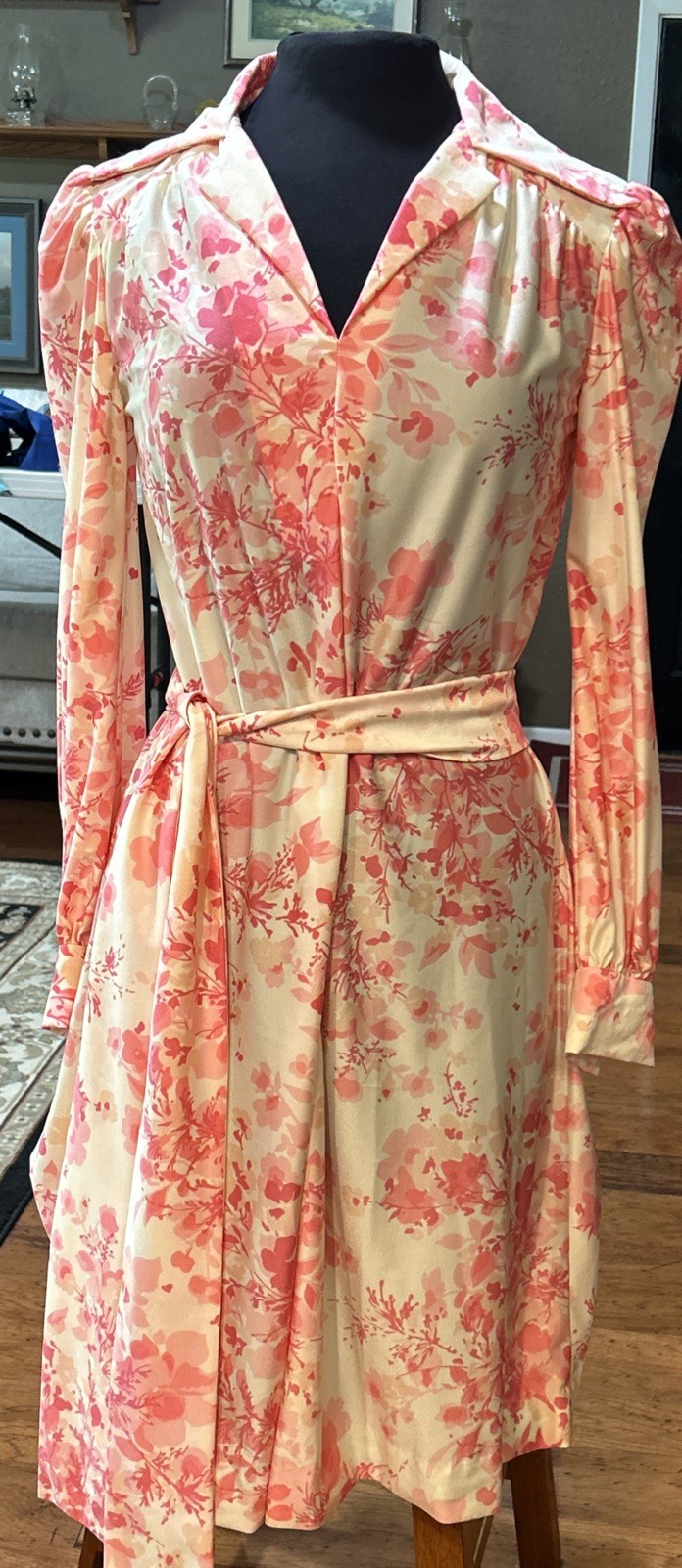 Vintage Retro Mod Dress 60s 70s Pink Floral Slinky Polyester Handmade Medium