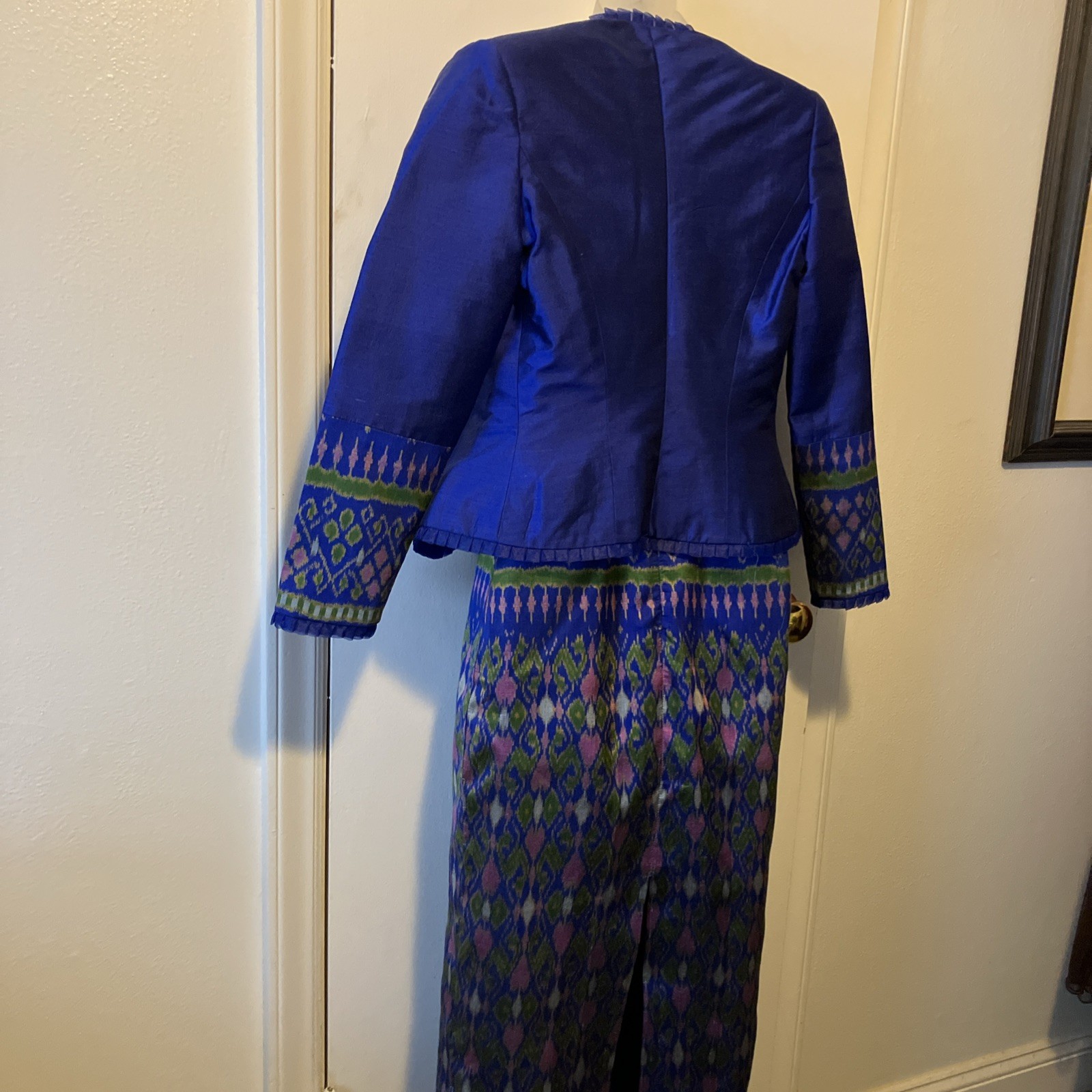 SAPPHIRE/ GOLD Traditional Evening Custom Silk Thai Formal Dress Jacket Suit 2P
