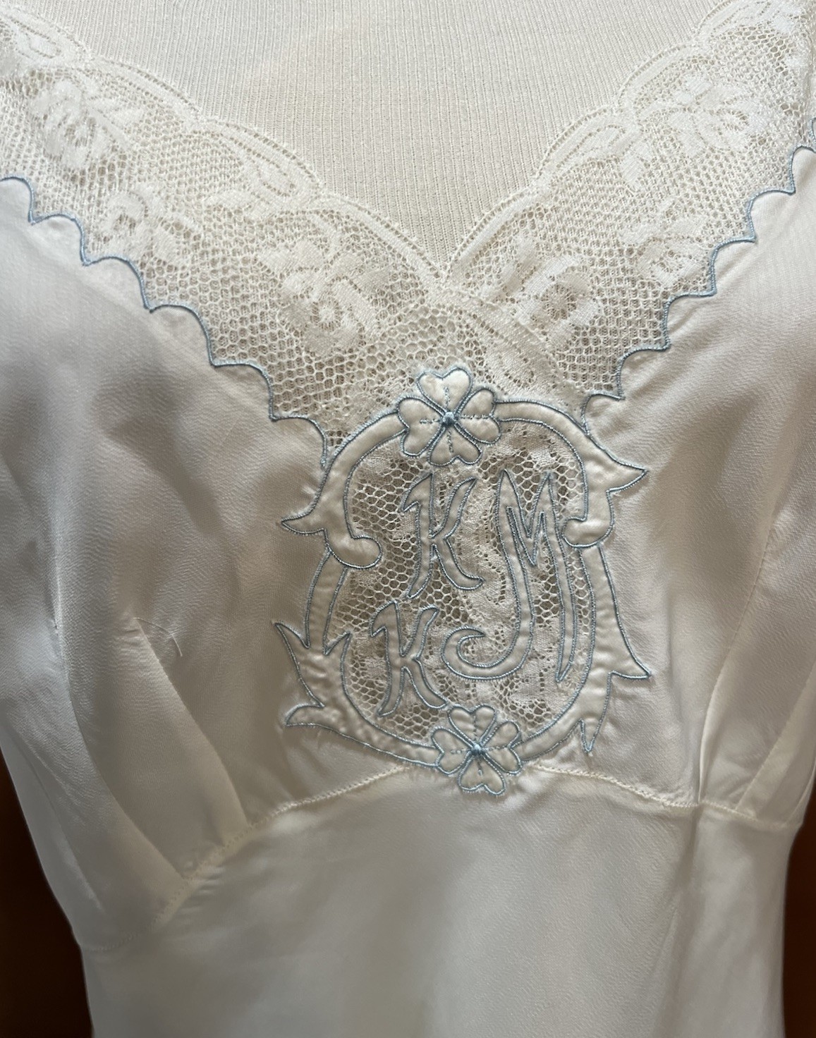 Vtg CORHAN NOUMAIR FULL SLIP WHITE NON-STRETCH RAYON-BLEND Embroidery 36