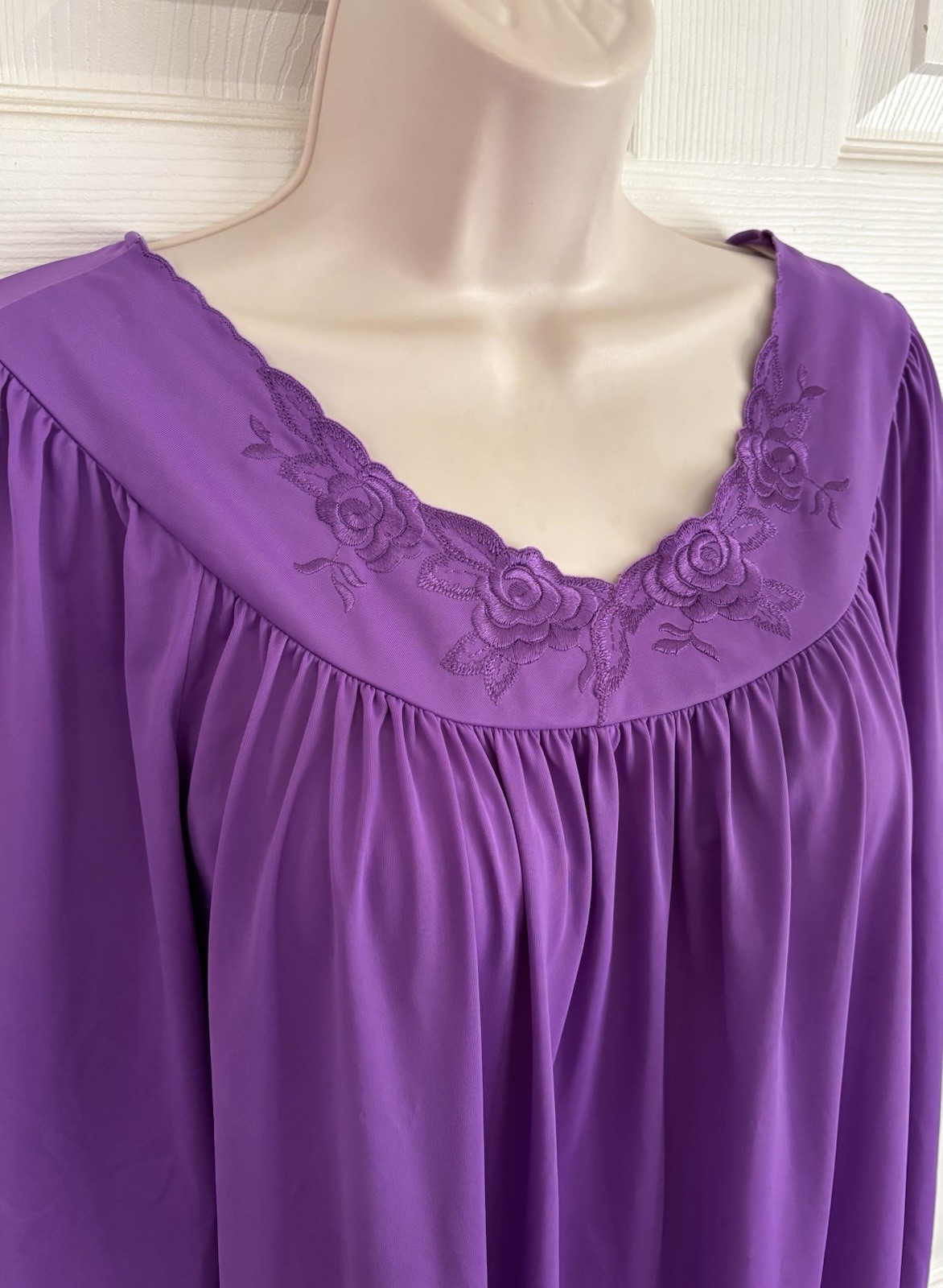 Shadowline Womens Size Medium Long Sleeve Nightgown Purple Nylon Silky NWT