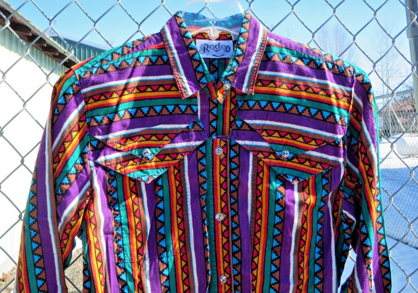 Vintage RODEO Western Wear Colorful Cotton Women’s Long Sleeve SHIRT Size L – M
