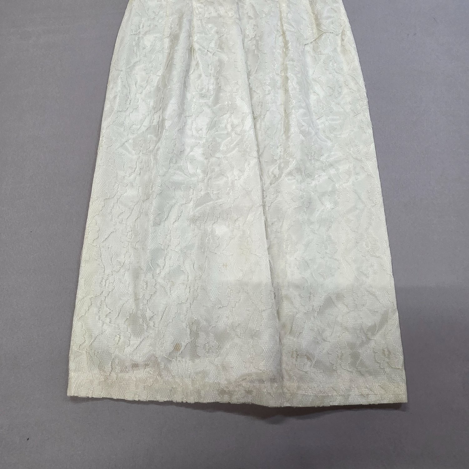Vintage 50s Ivory Floral Lace Cocktail Dress Bow Waist Wiggle Sheath Mid Century