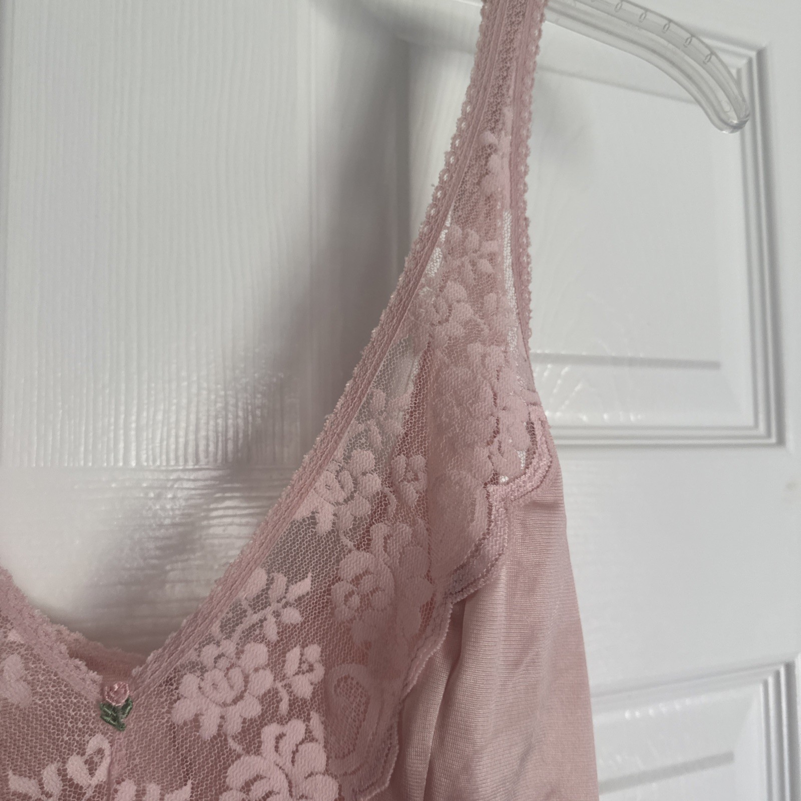 Chantilly Maidenform Rose Pink Camisole Size 34 Style 64104 Antron 111 Nylon USA