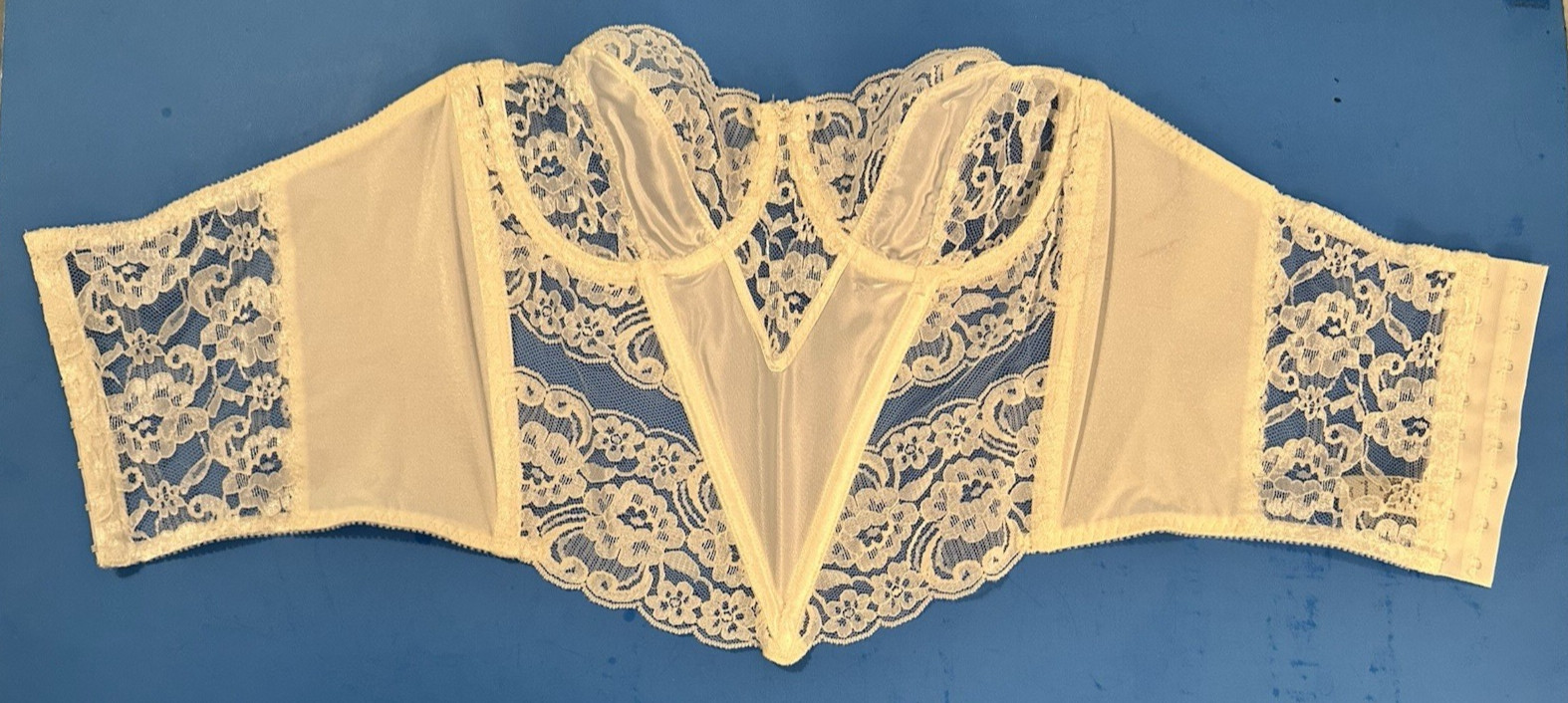 Christian Dior Intimates Vintage White Lace Bustier Corset – 36B
