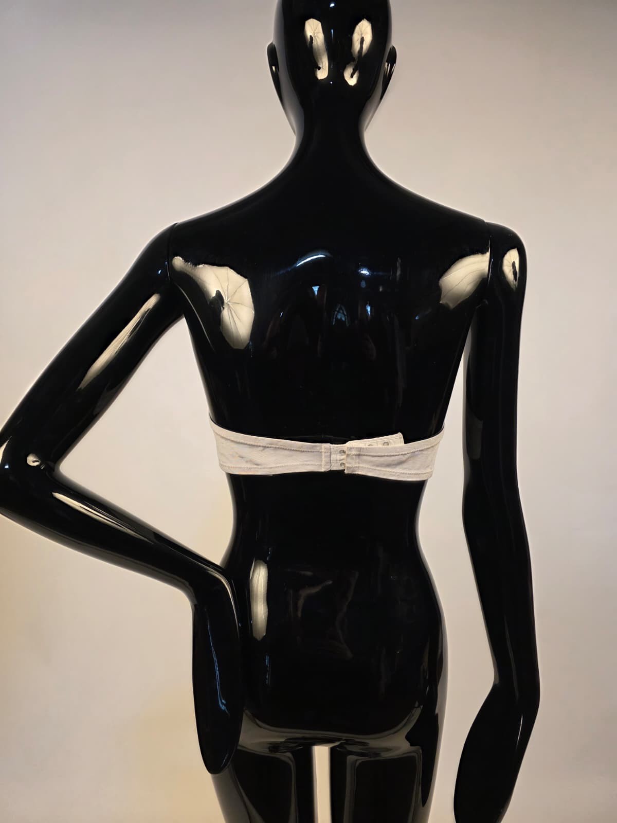 VINTAGE 1950’S PADDED BUSTIER BRA SIZE 34A BY HER SECRET  