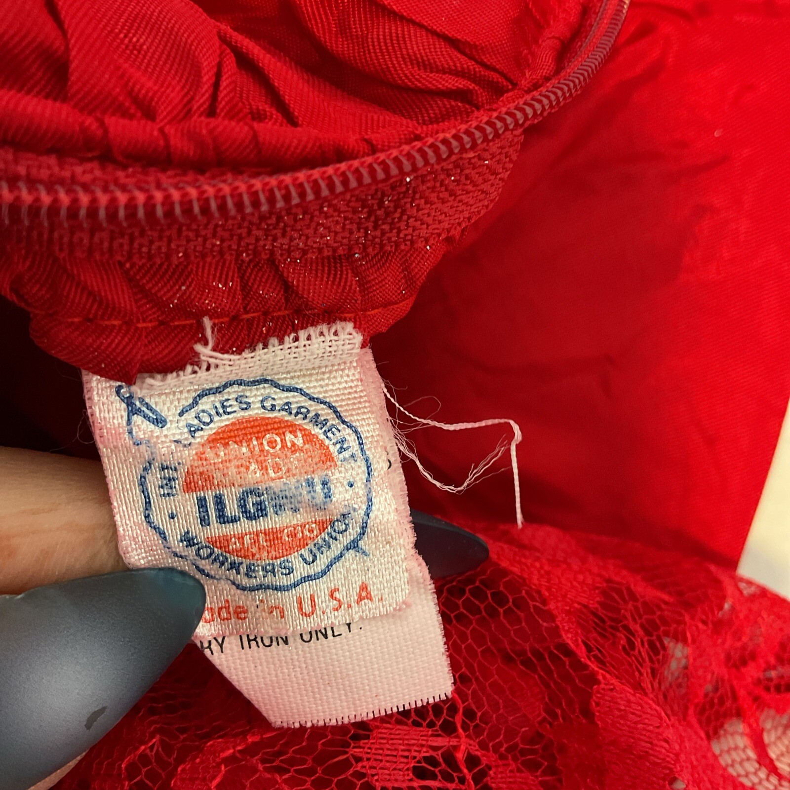 VTG 80s Prom Red LACE PUFFY BUBBLE SLEEVE Party Formal Bows Evening Dress Gown 4