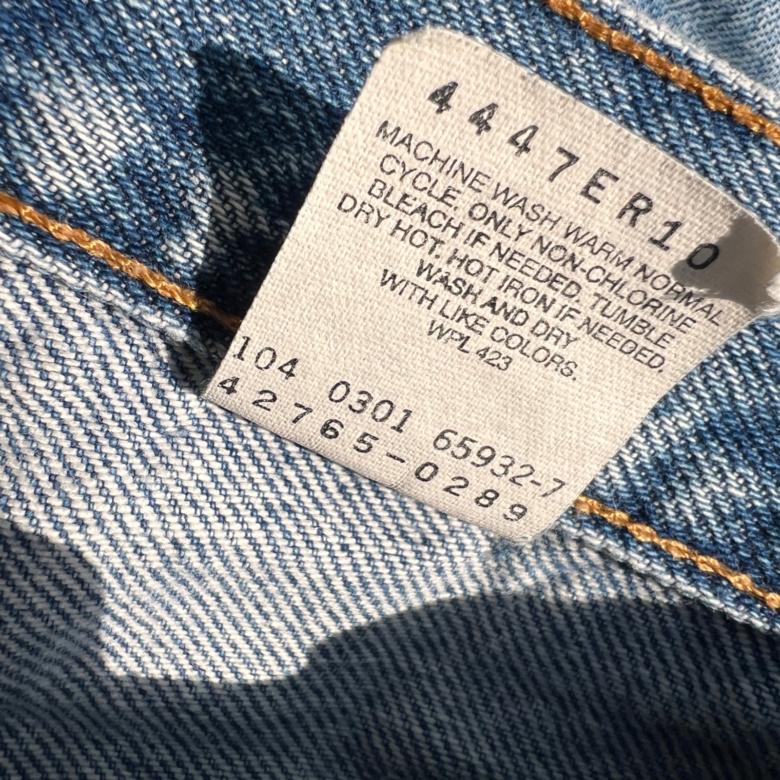 Vintage Levi’s 565 Student Loose Fit Jeans Size 28 Wide Leg Distressed Baggy 90s