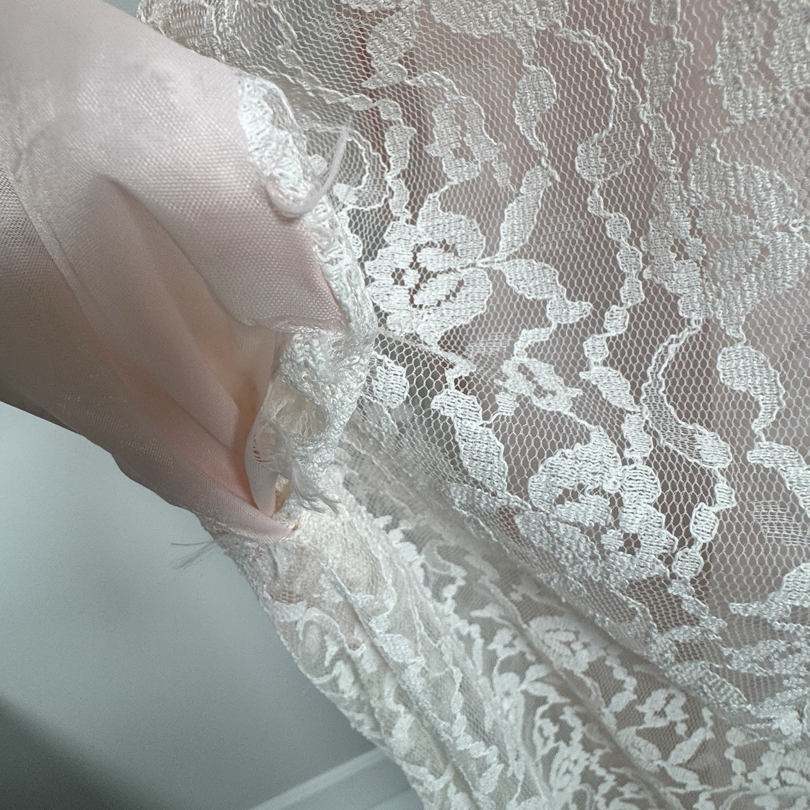 Vintage Pink Lace Maxi Robe Sheer Overlay Pockets Tie Waist Romantic M READ