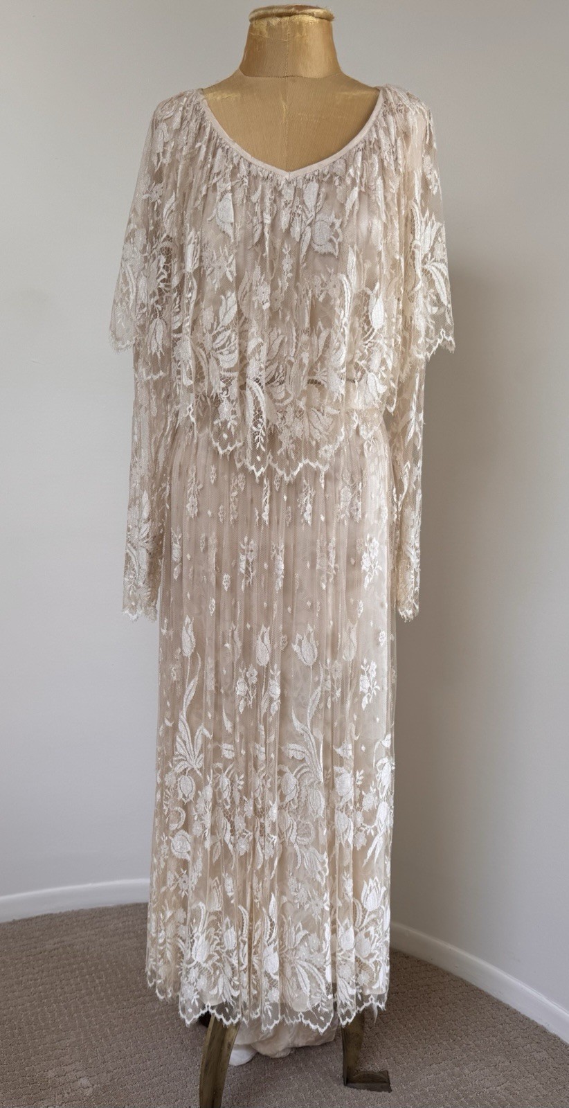 Joe Brand Vintage Lace 2-Piece Dress Set Asymmetrical Hem Beige Ivory Size 8
