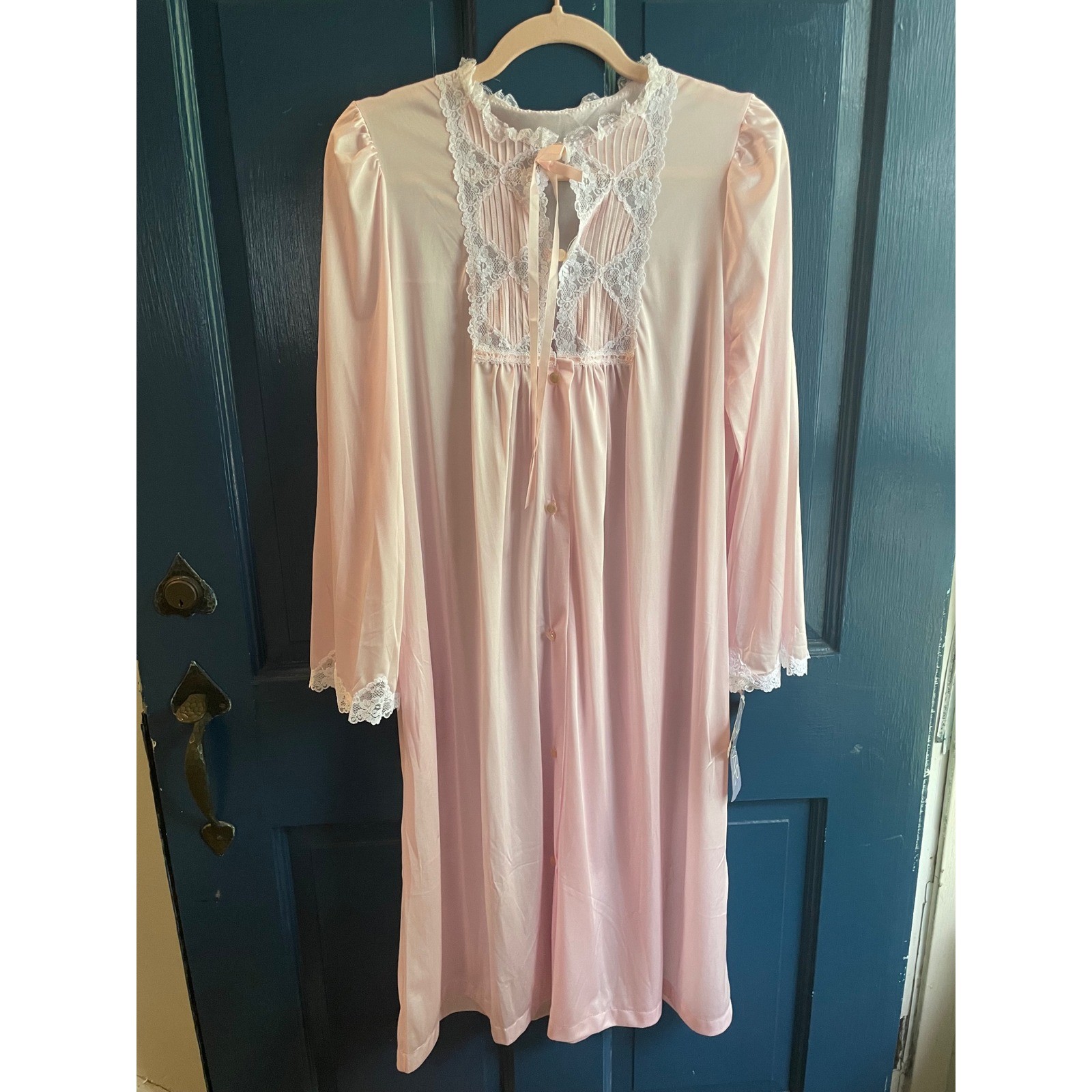 Vintage Komar Pink Lace Trim Pintuck Long Sleeve Nightgown Medium NWT