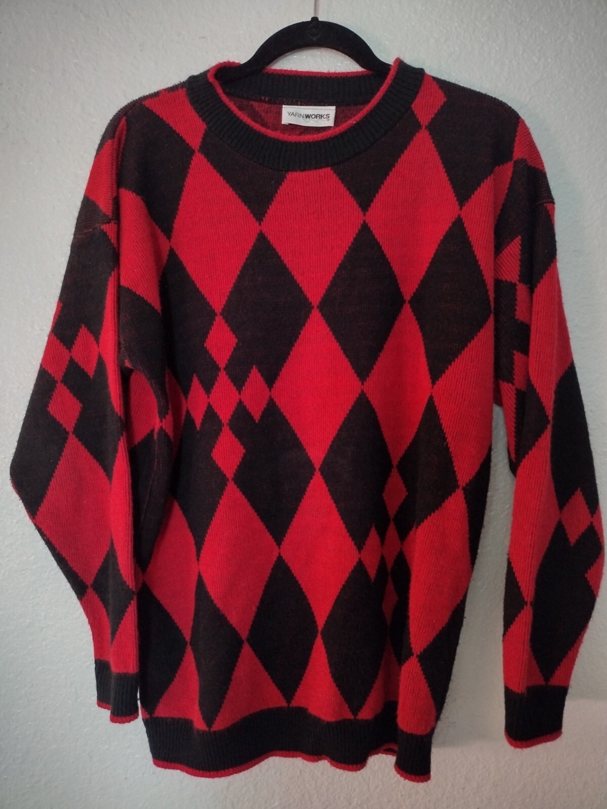 Vintage Yarn Works Sweater Red Black Harley Quinn Diamond Fall Halloween Cute