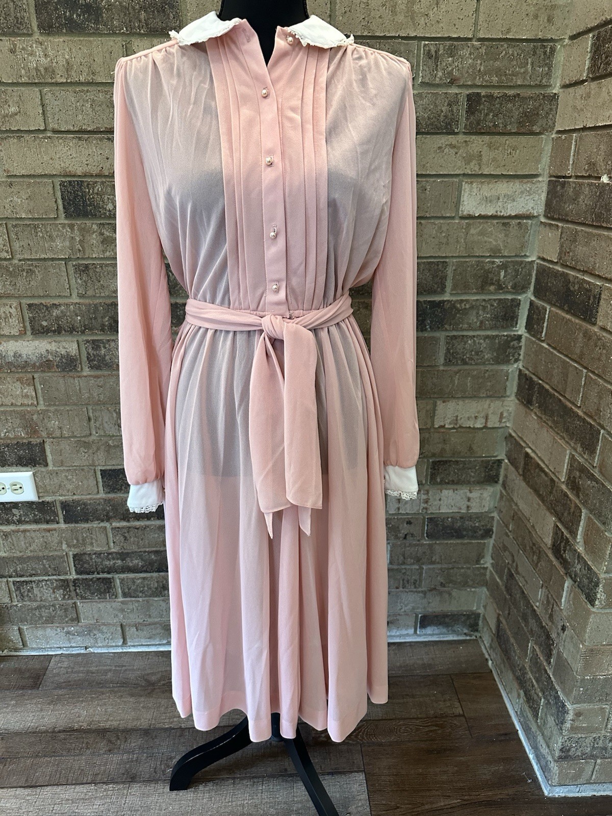Vintage DISCOVERY I Fashions Dress Size 10 Long Sleeve With Belt Pink 62908