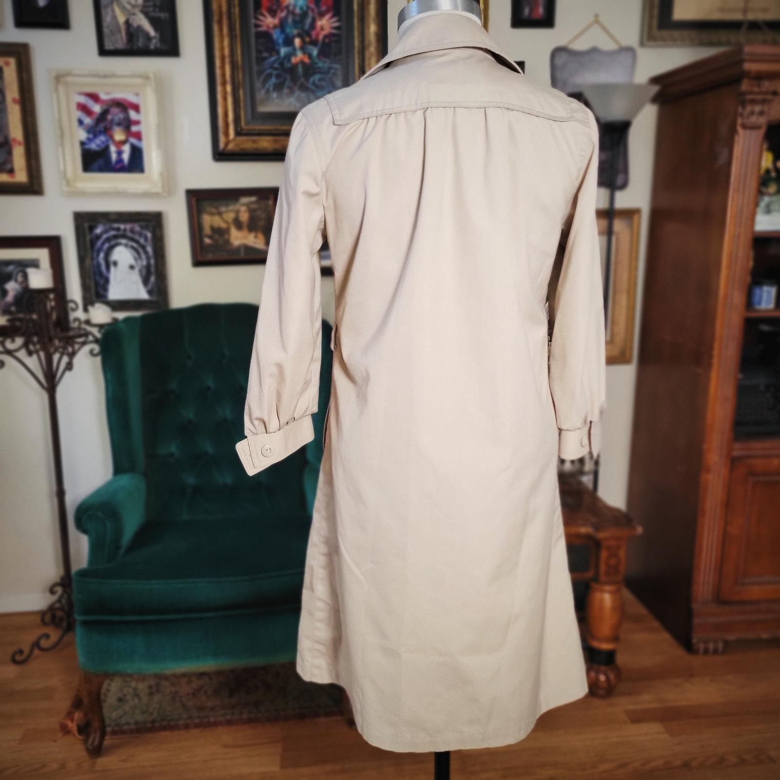 London Fog Trench Coat Vintage 1970s Maincoats Weatherwear Petite Size Women’s