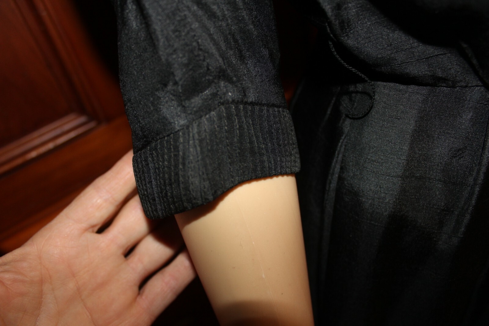 VTG 50’s-60’s PONGEE SILK SIMPLE STYLISH LBD DRESS TAILORED JUNIOR 26″w POCKETS