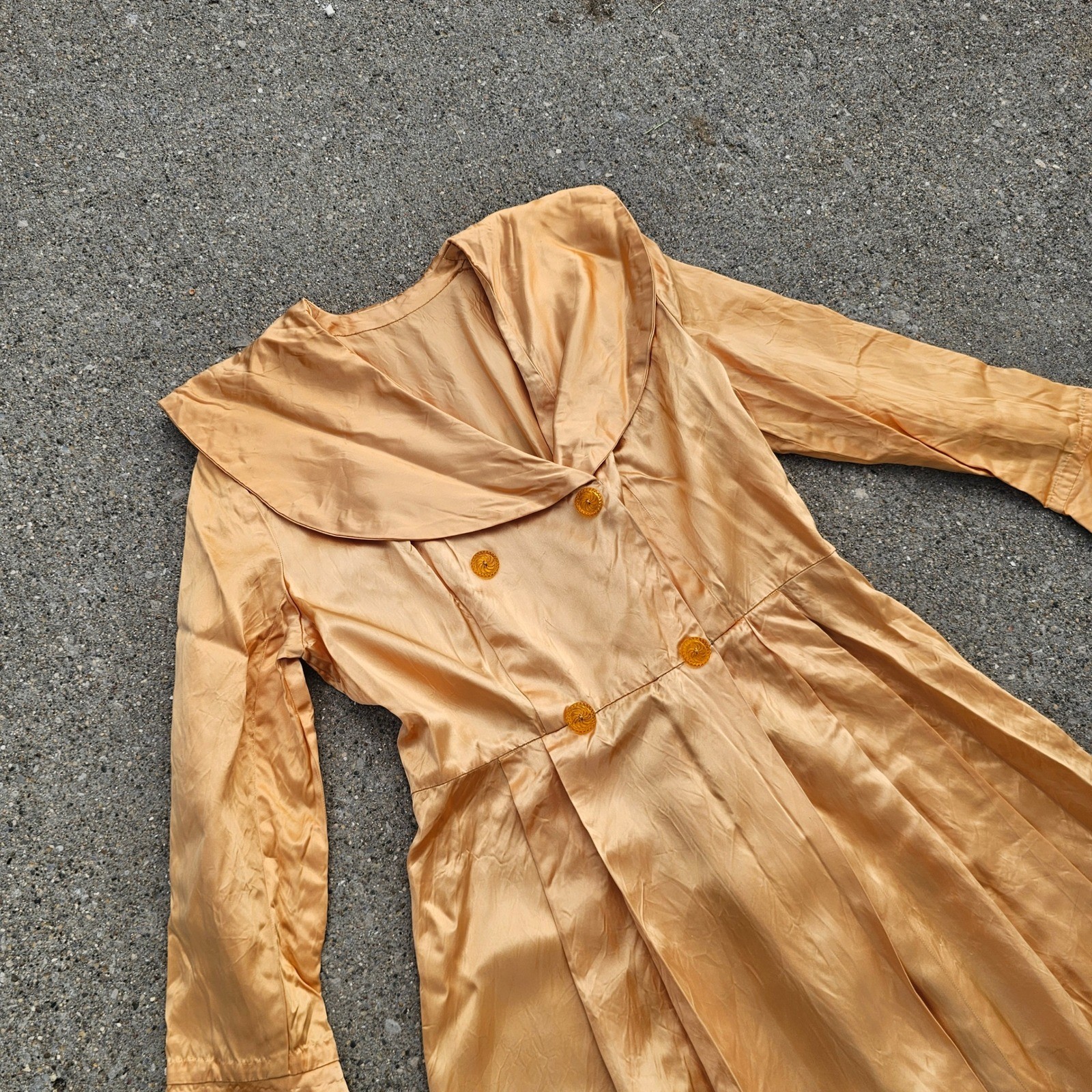 Vintage 40s Satin Gold Apricot Jacket Collar Double Breasted Coat Dressing Gown