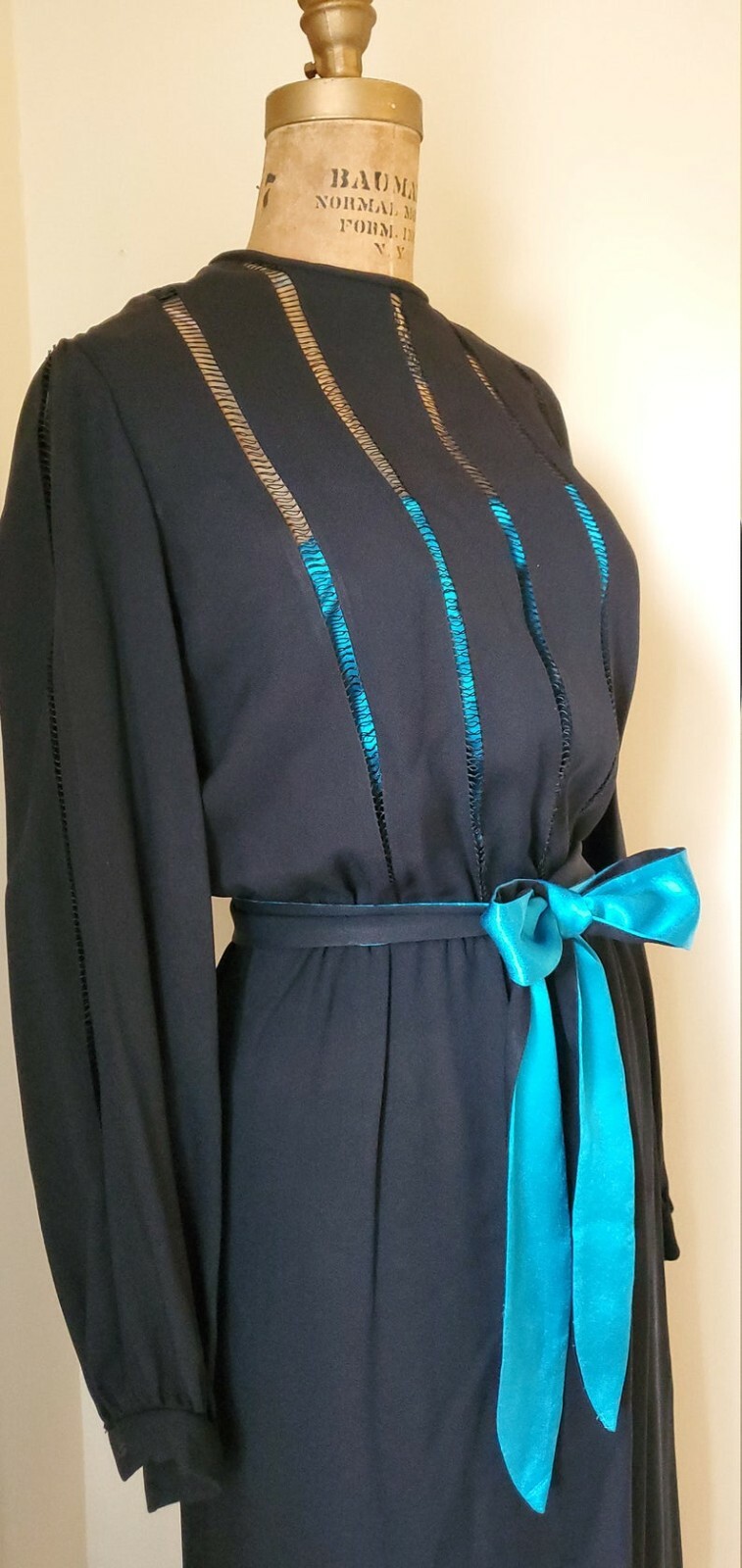 Vintage 1970’s Dress 70’s David Morris Black Teal Blue Dress ILGWU