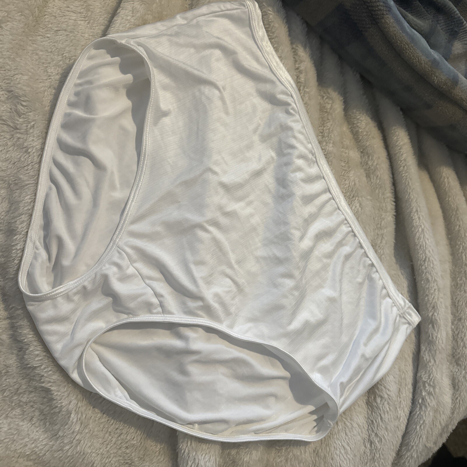 Vintage VANITY FAIR Brief PANTY WHITE Satin NYLON Stretch Second Skin 10/ 3XL
