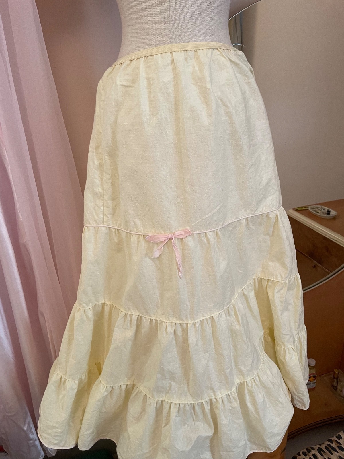 Pale Yellow Vintage Cotton Tiered Petticoat w Pink Bow Detail 26″ Waist