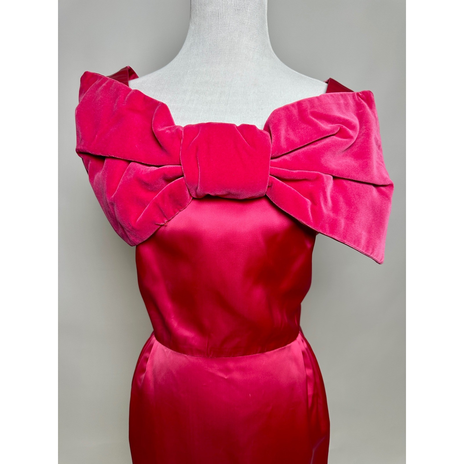 Vintage 1950s Hot Pink Marilyn Monroe Style Gown Oversized Velvet Bow Maxi Dress