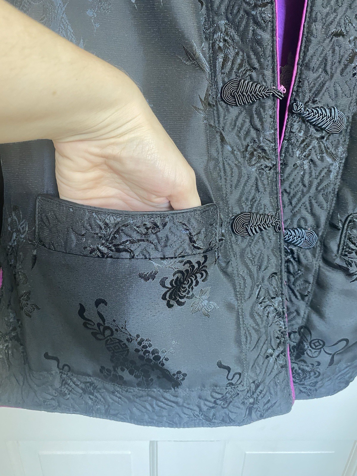 Vintage Chinese Purple Satin Brocade Jacket, Reversible/Floral Embroidery S/M