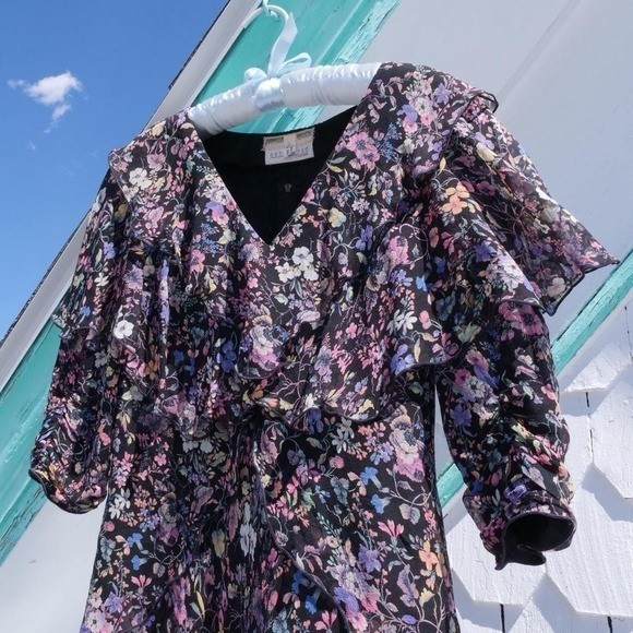 Vintage 80s dark floral silk flutter midi dress
