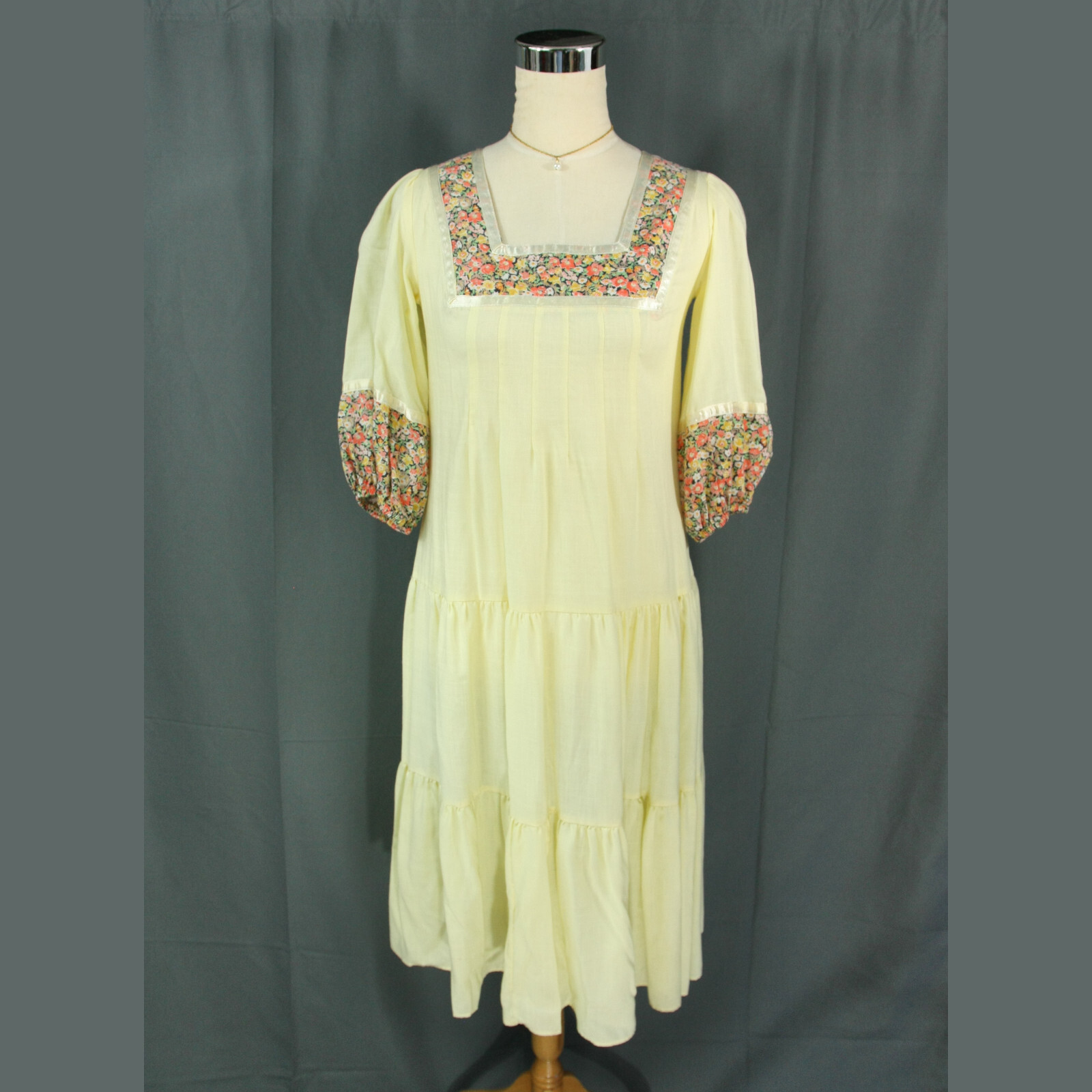 Vintage Paper Moon Yellow Country Floral Prairie Boho Hippie Dress 5 1990s