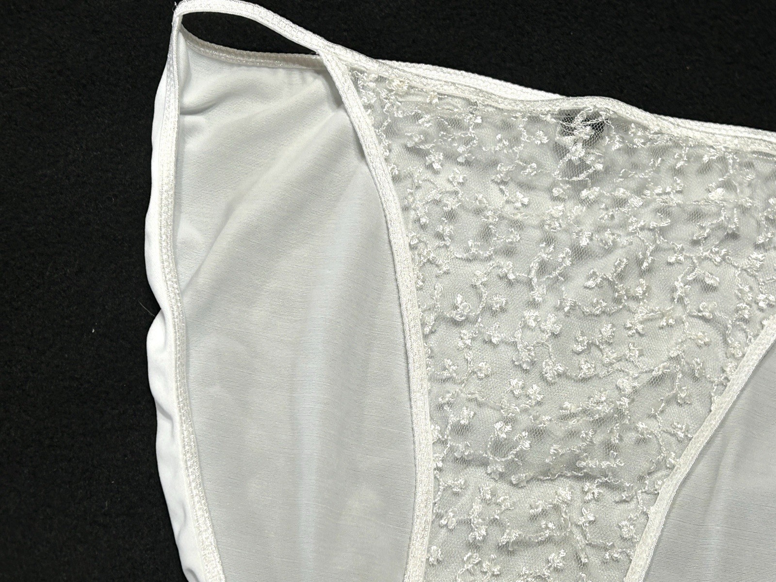 Vtg DONNA LOREN 105X Embroidered Sheer Mesh Satin 2X White String Bikini Panties