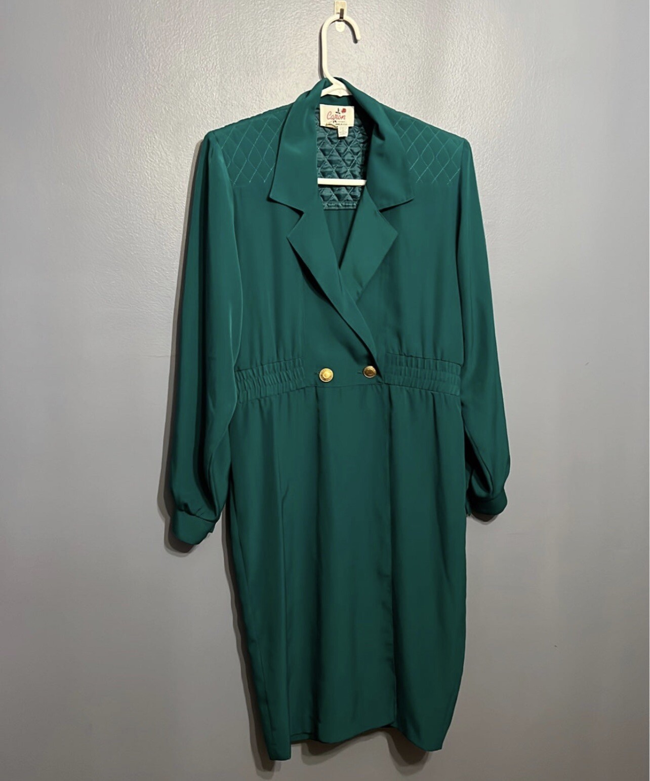 Vintage CARON Chicago Green Wrap Style Dress Size 8 70s 80s Glamour Shoulder Pad