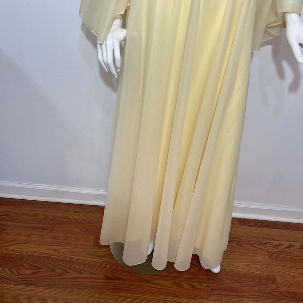 Antique Mike Benet Formals Butter Cream Yellow Flowy Dress – Vintage Sizing