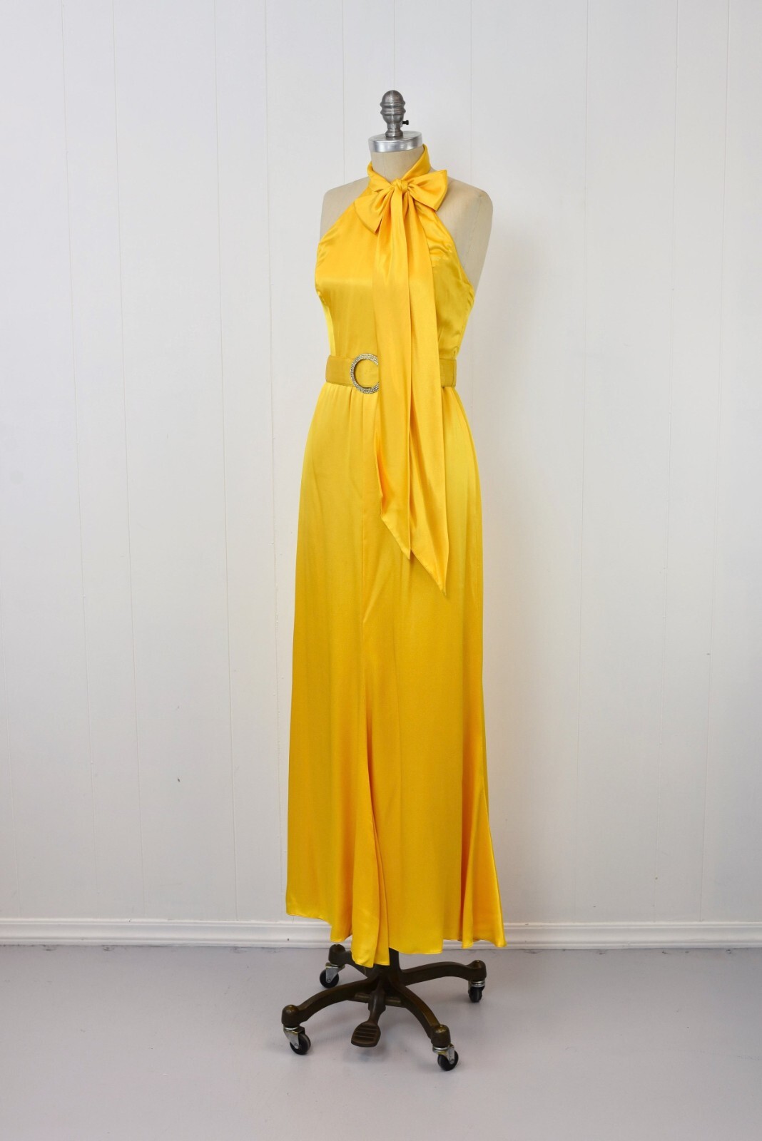 Vintage 1970s Oscar de la Renta Yellow Bow Rhinestone Belt Party Dress Gown