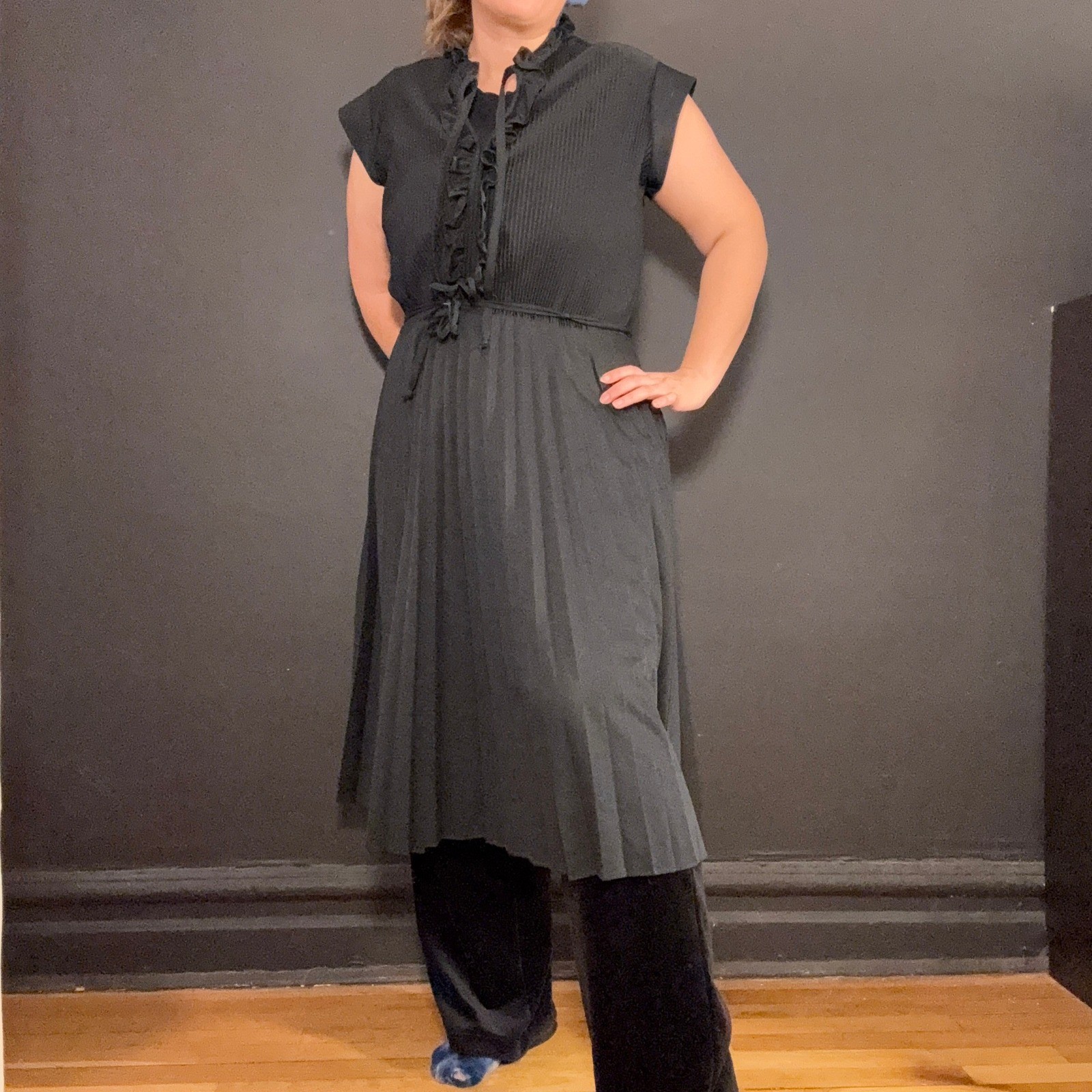 True Vintage 70s Queen’s Row Black Pleated Ruffle Midi Dress Size 18 Whimsigoth
