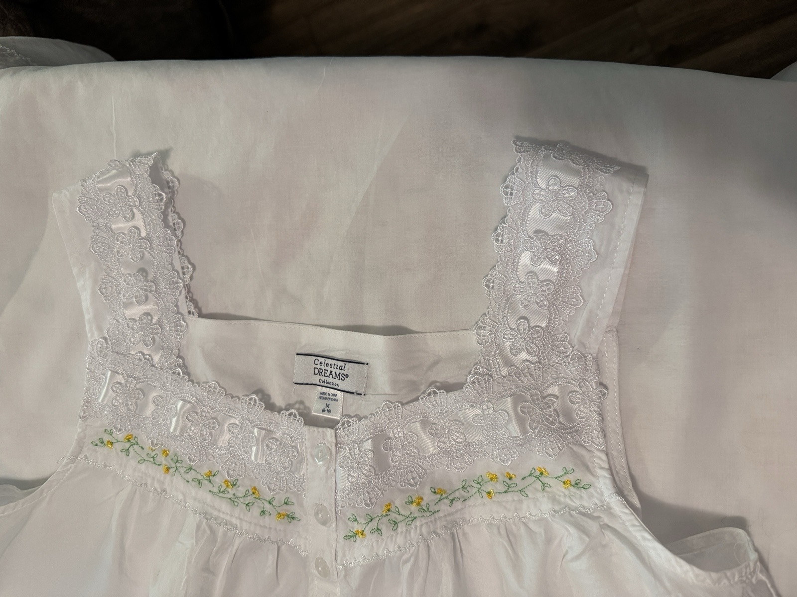Celestial Dreams White Cotton Gown Retro Lace Floral Embroider At Square Neck M