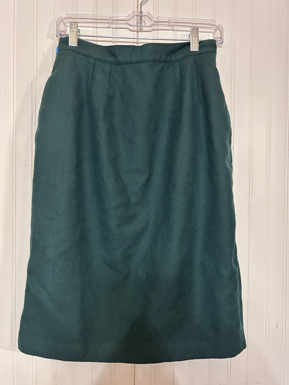 Vintage Green Wool Midi Skirt with Back Zip and Button Size 10 And Pleats